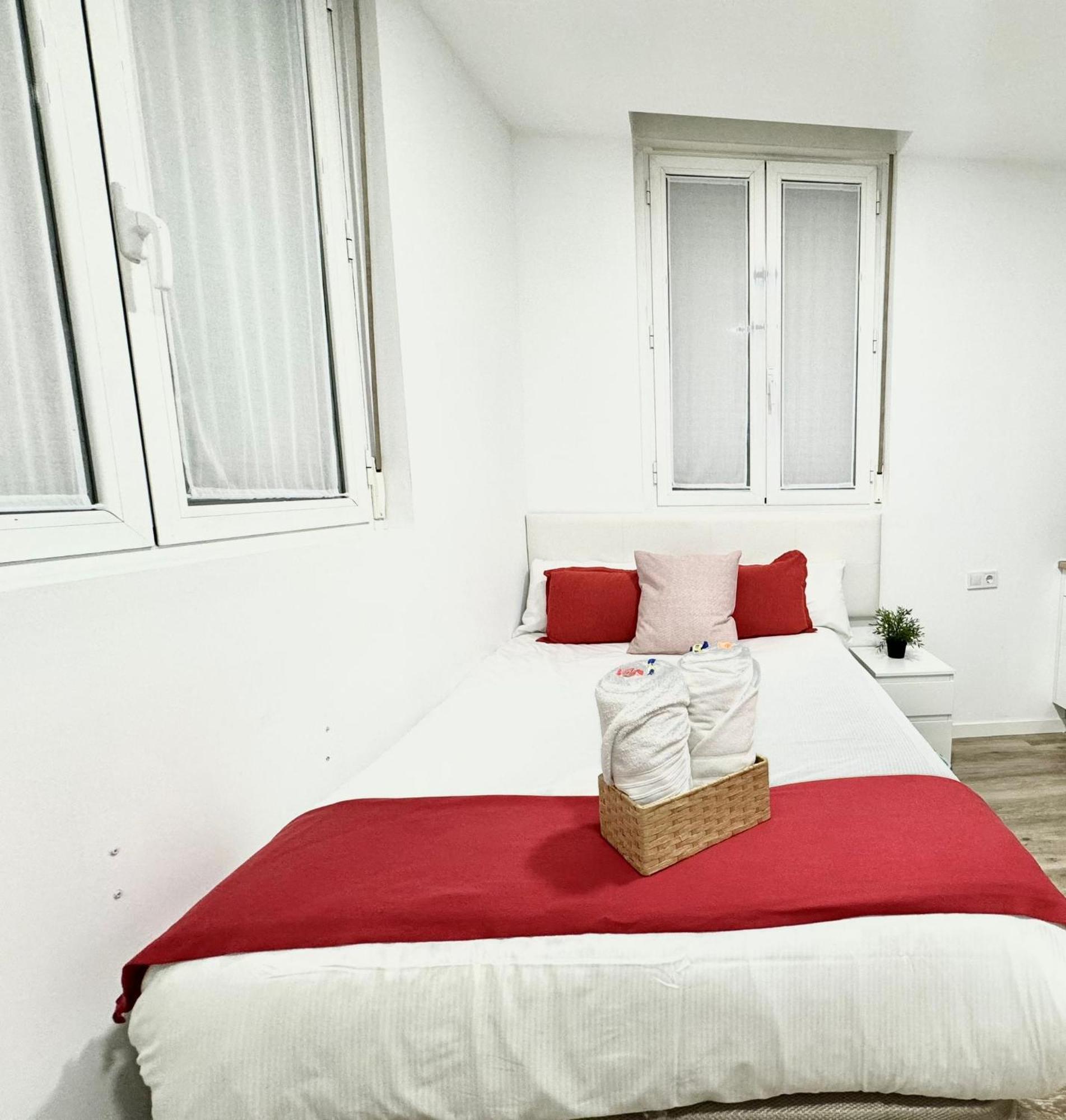 Apartamentos Madrid Connection - Universidad By Oshun Apartments Kültér fotó